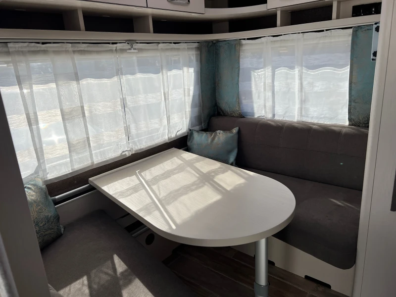 Каравана Dethleffs C Go 475 Климатик, Солар, Тента, снимка 6 - Каравани и кемпери - 51264547