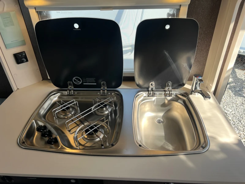 Каравана Dethleffs C Go 475 Климатик, Солар, Тента, снимка 7 - Каравани и кемпери - 51264547