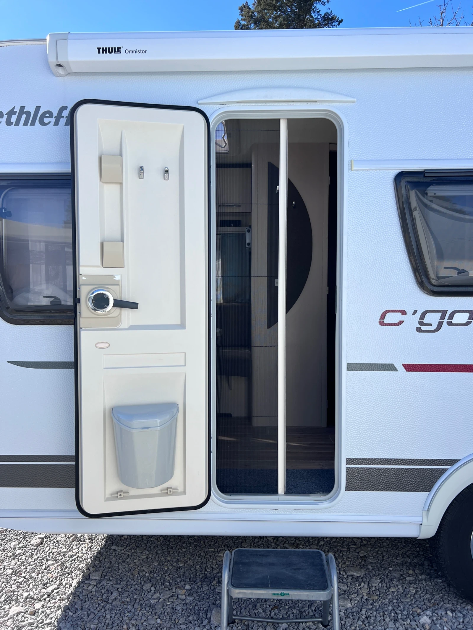 Каравана Dethleffs C Go 475 Климатик, Солар, Тента - изображение 4