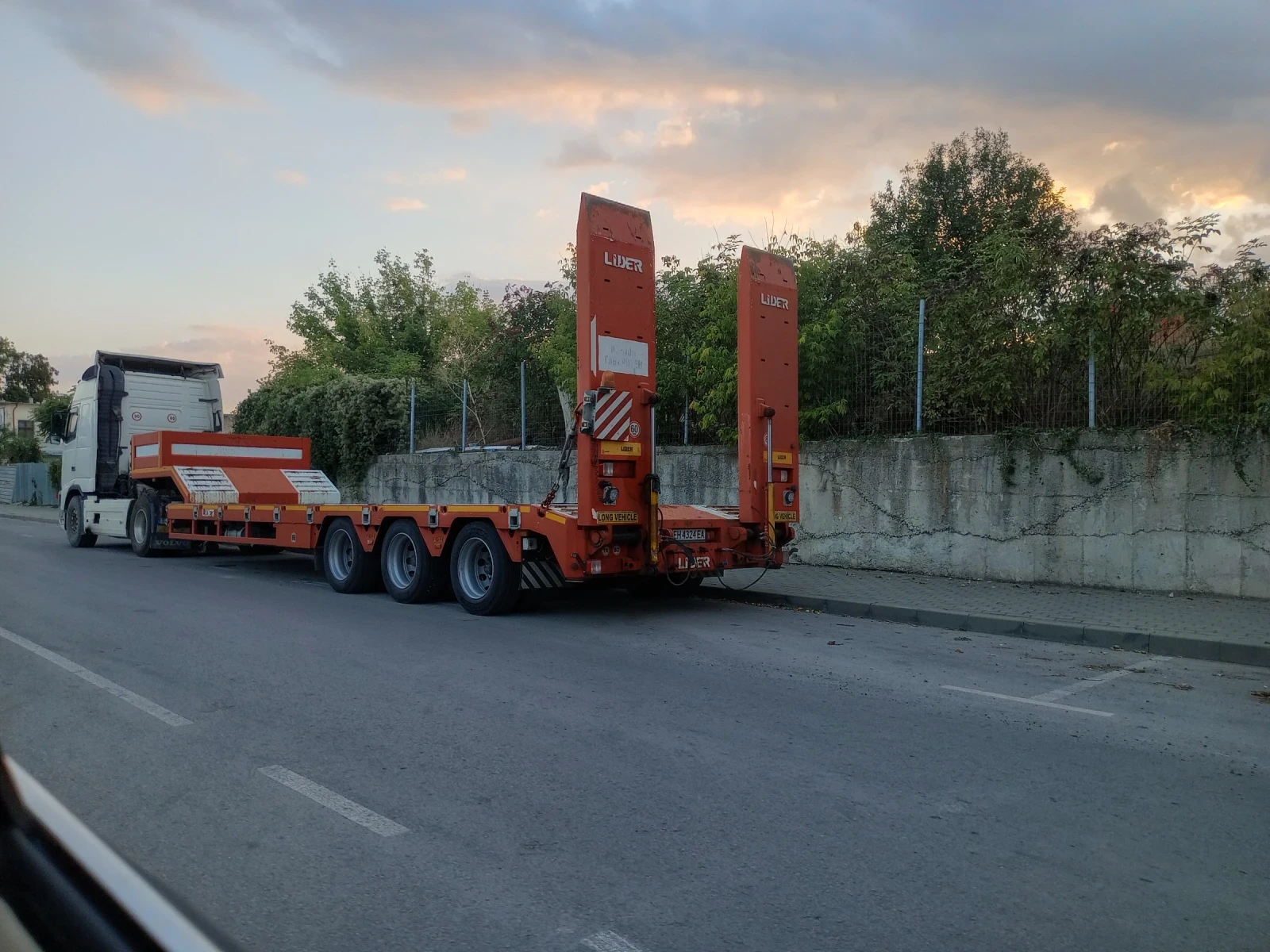 ����������� Lider | Mobile.bg � ����������� 1