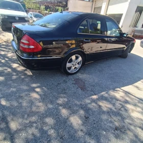 Mercedes-Benz E 220, снимка 4