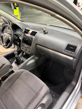 VW Golf 1.9TDI 6 скорости, снимка 6