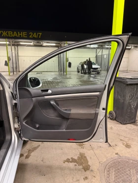 VW Golf 1.9TDI 6 скорости, снимка 9