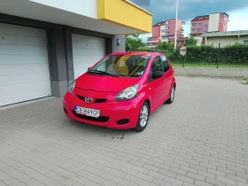     Toyota Aygo 1.0 . 