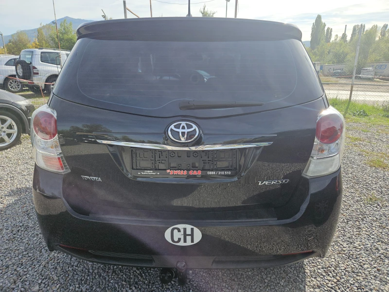 Toyota Verso 1.8 automat, снимка 3 - Автомобили и джипове - 47509720