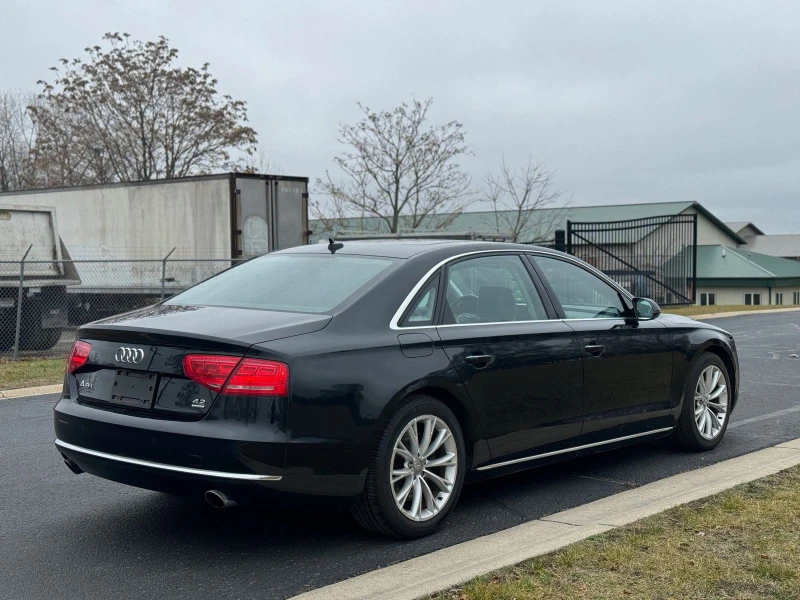 Audi A8 L 4.2* Bose* подгрев* обдухване* масажи* щори, снимка 4 - Автомобили и джипове - 47555788