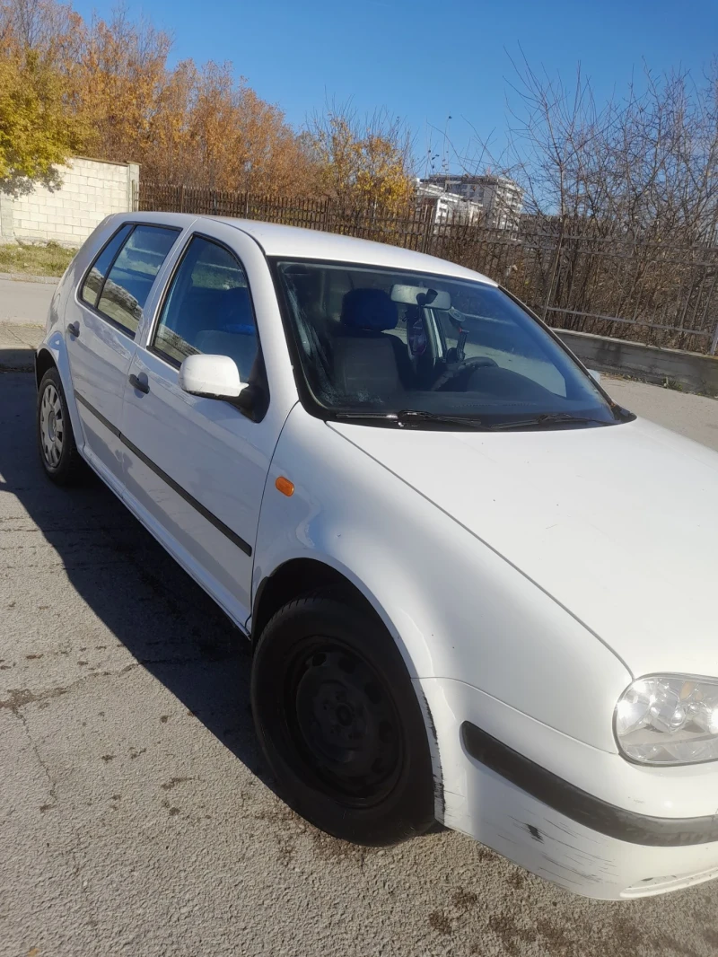 VW Golf, снимка 3 - Автомобили и джипове - 48097836