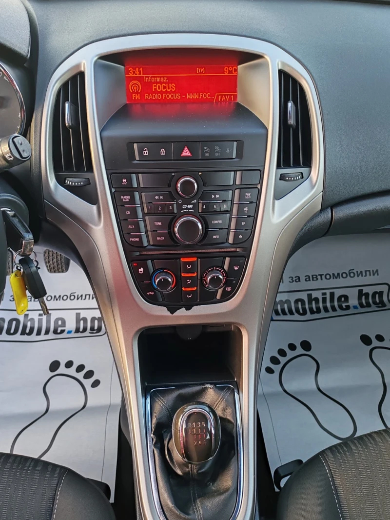 Opel Astra 1.7cdti 110ks, снимка 11 - Автомобили и джипове - 48108366