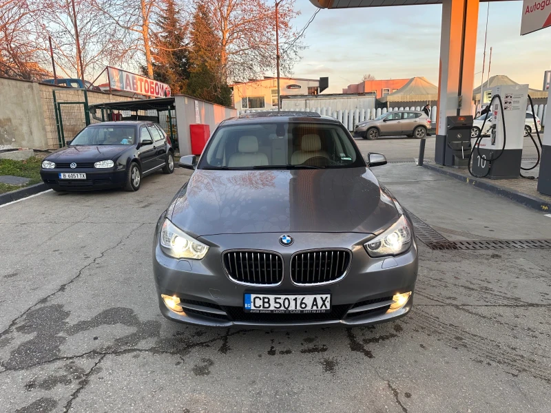 BMW 5 Gran Turismo 530d 8ск Панорама Камера и Много Др , снимка 1 - Автомобили и джипове - 48670393