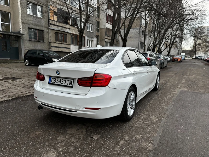 BMW 318 D Sport, снимка 4 - Автомобили и джипове - 48836318