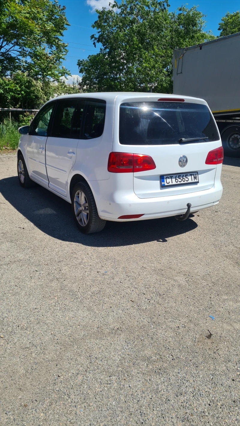 VW Touran, снимка 8 - Автомобили и джипове - 52408512