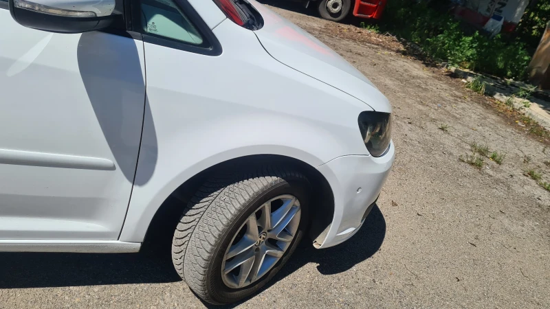 VW Touran, снимка 5 - Автомобили и джипове - 52408512