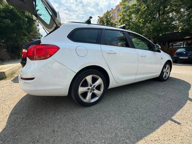 Opel Astra 1.4 Tfsi 140 lpg, снимка 7 - Автомобили и джипове - 51034167