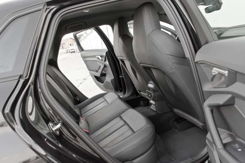 Audi A3 Sportback 35 TDI S-Line, снимка 11 - Автомобили и джипове - 52478337