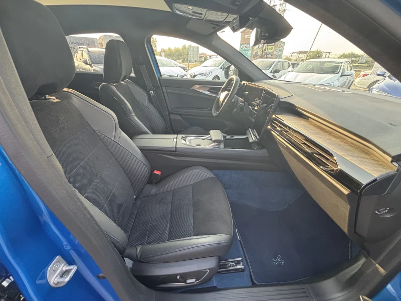 Renault Rafale E-tech 4x4 300 hp, снимка 13 - Автомобили и джипове - 51850057