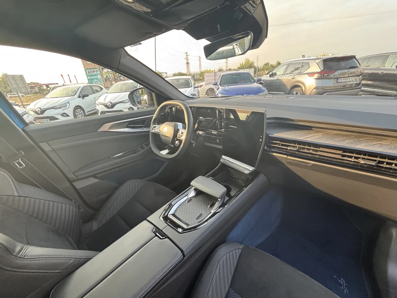 Renault Rafale E-tech 4x4 300 hp, снимка 12 - Автомобили и джипове - 51850057