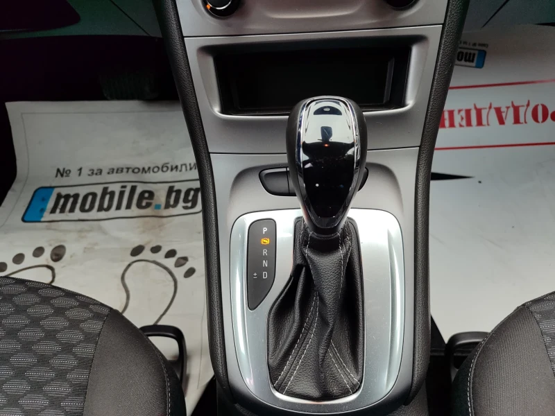 Opel Astra 1.5DCI, снимка 12 - Автомобили и джипове - 52312501