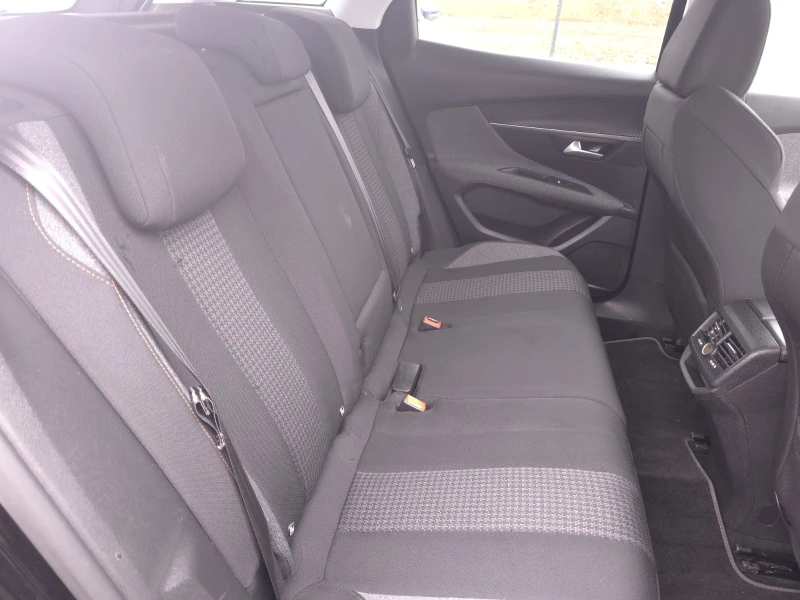 Peugeot 3008 1.2 PureTech Навигация| Камера| 360, снимка 17 - Автомобили и джипове - 52191688