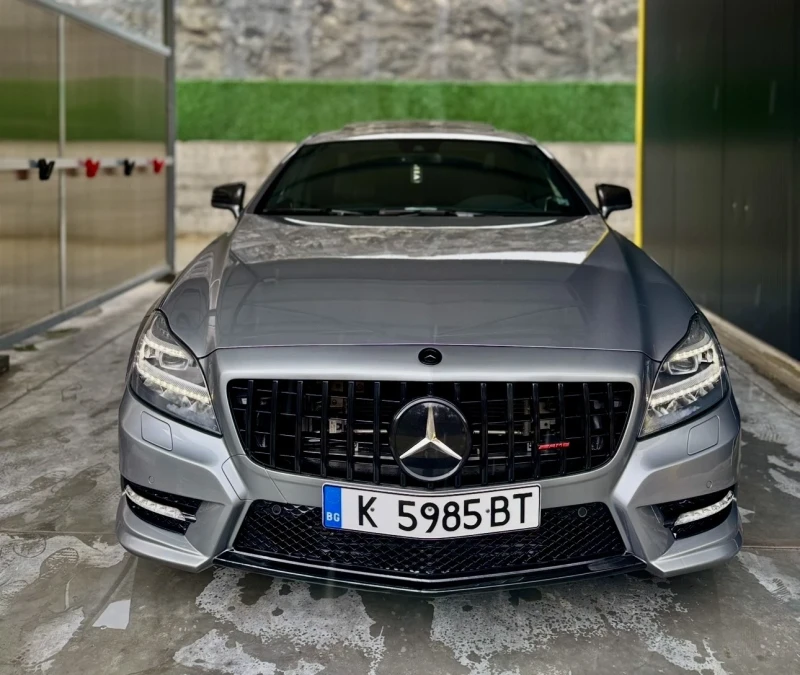 Mercedes-Benz CLS 350 AMG Пакет | Реални км | Пълен Карбон | Дистроник |