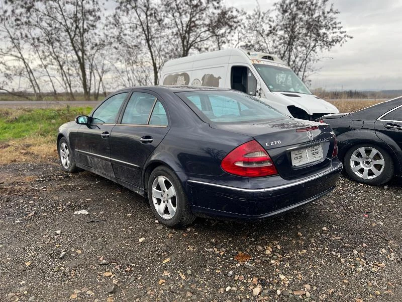 Mercedes-Benz E 270 На части, снимка 2 - Автомобили и джипове - 35057485