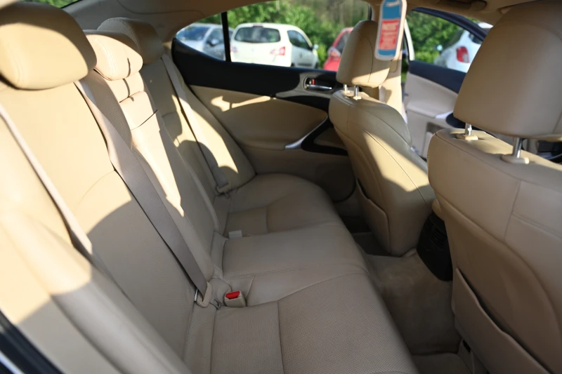 Lexus IS 250 - 16999 лв. - 69994443 | Car24.bg