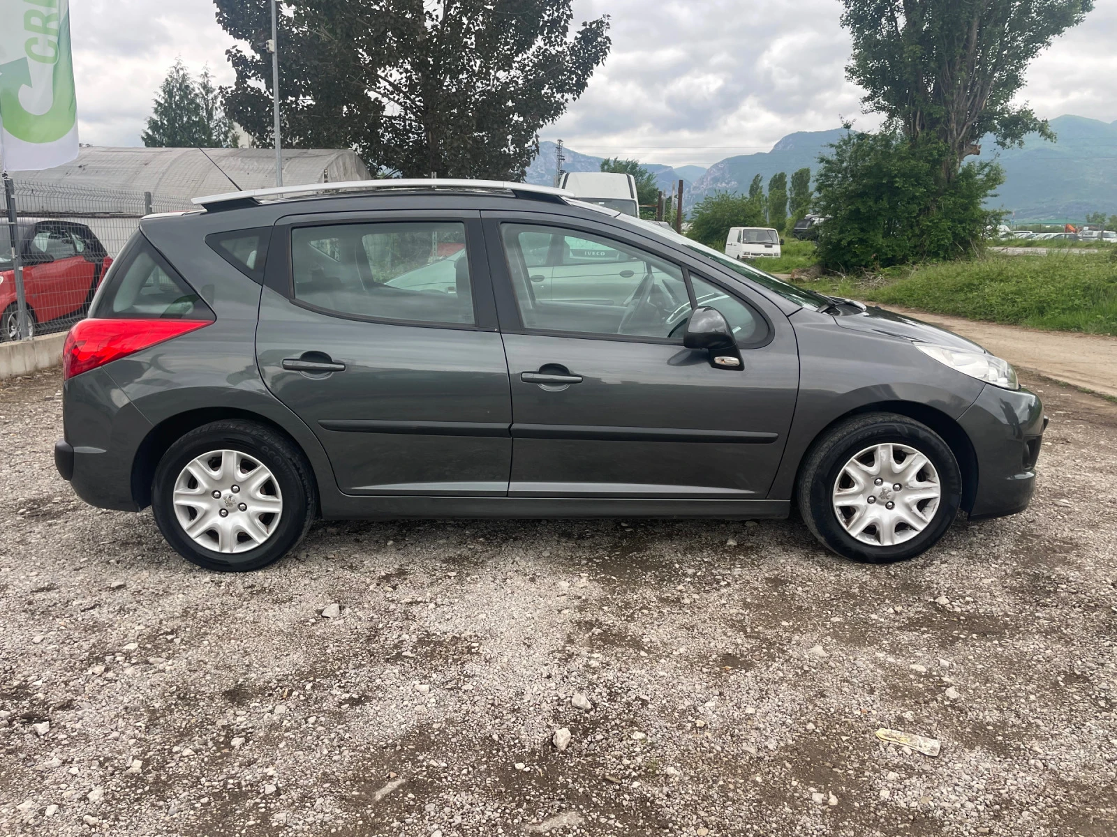 Peugeot 207 1.4i-GAS-ITALIA - изображение 4