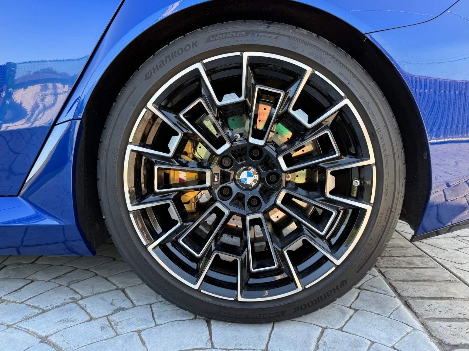 BMW M5 НОВ * НАЛИЧЕН * ГАРАНЦИЯ, снимка 8 - Автомобили и джипове - 47896130