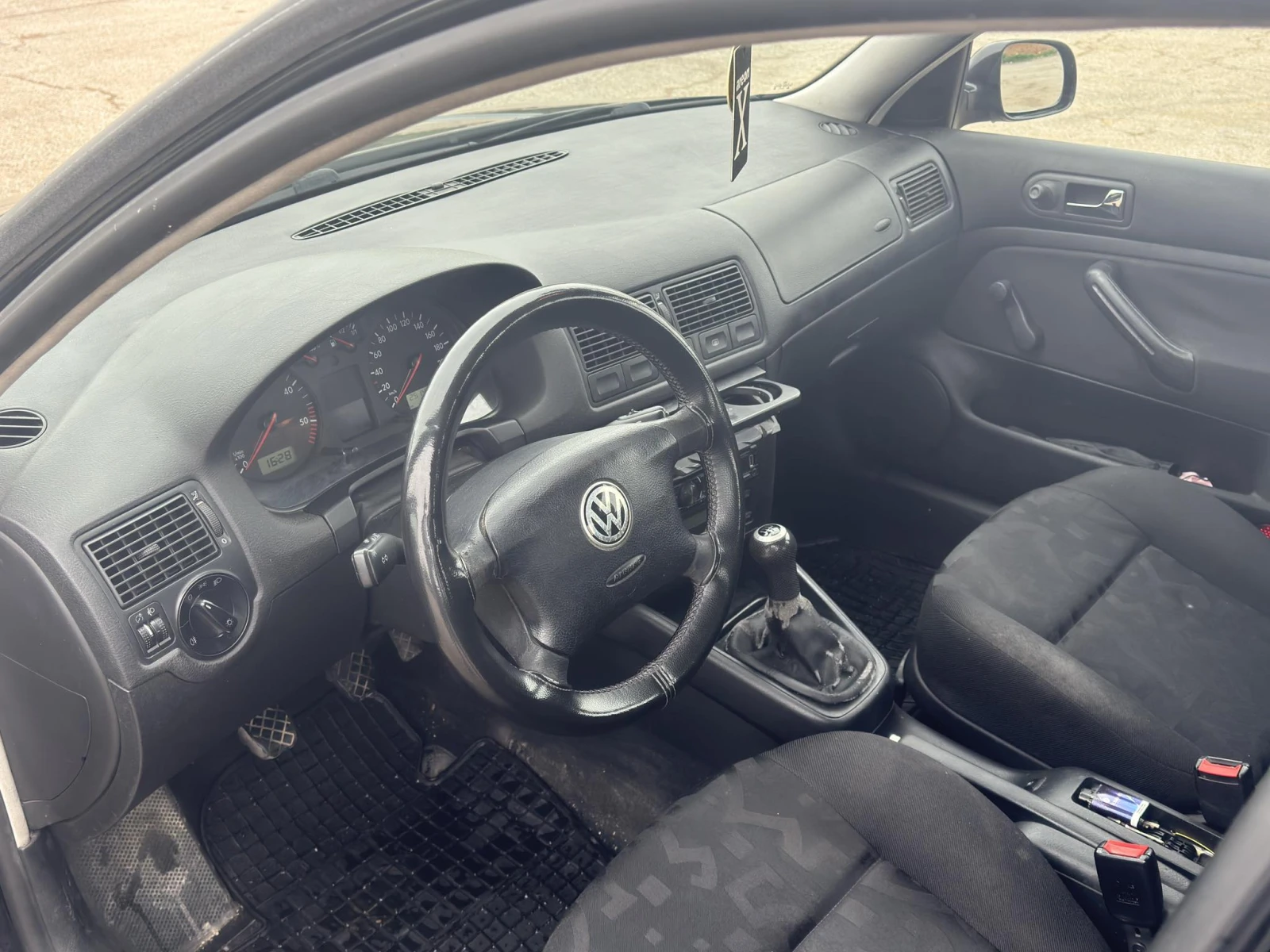 VW Golf 1.9TDI 90k.s - изображение 8