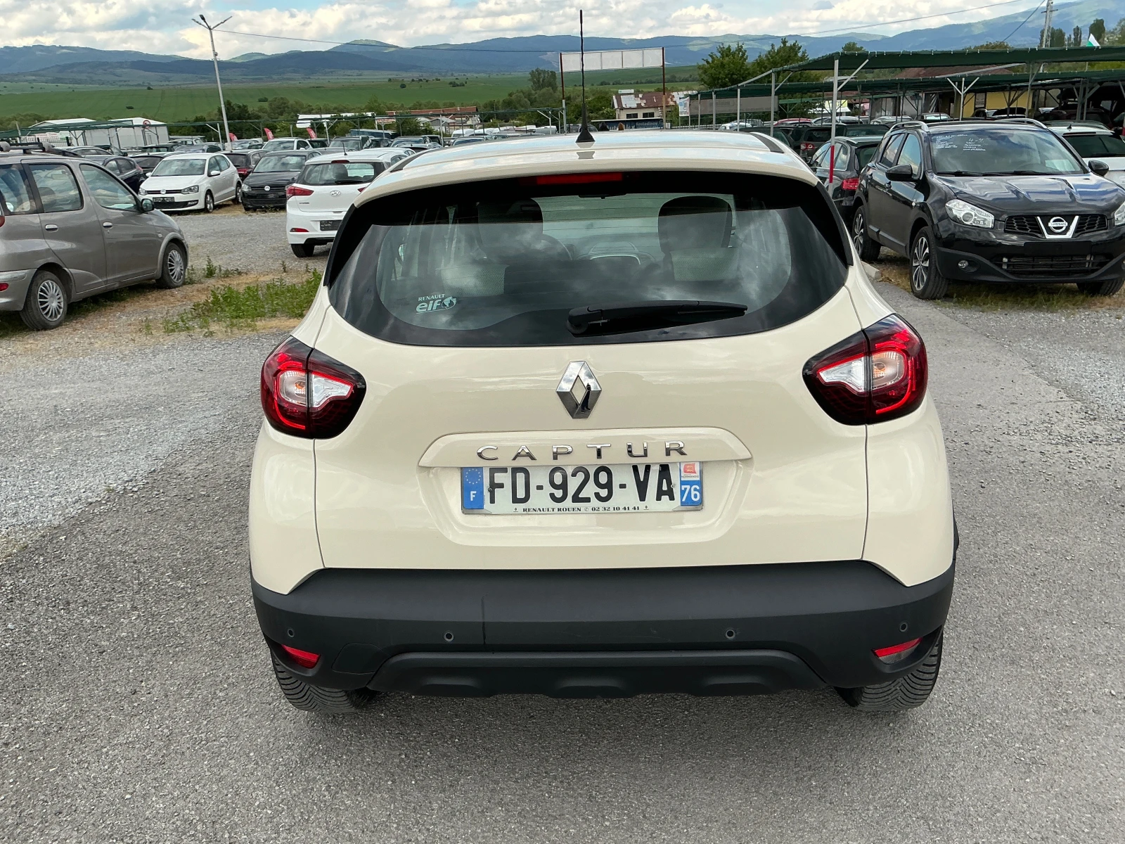Renault Captur 1.5 DCI - изображение 7