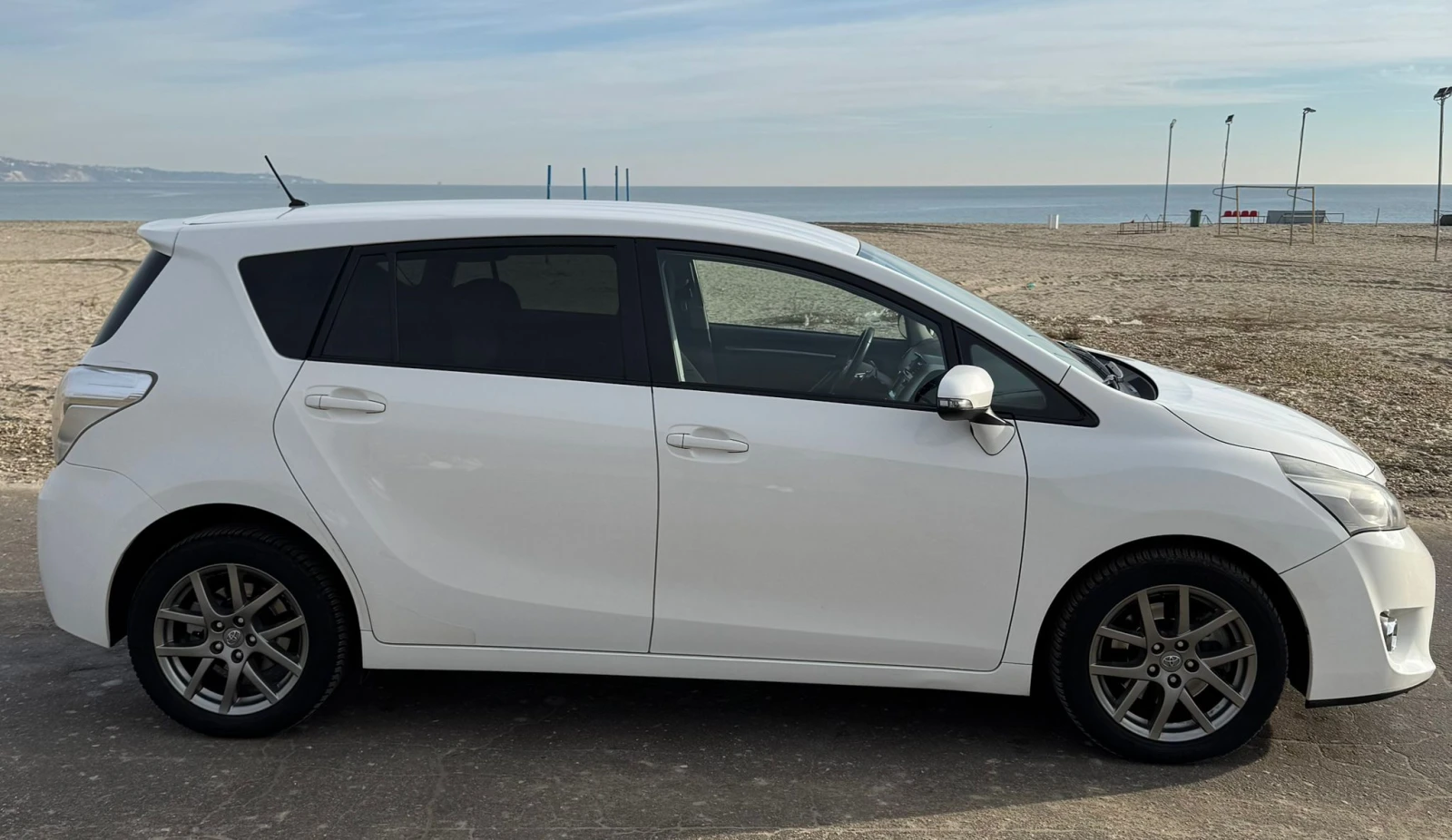 Toyota Verso  - изображение 3