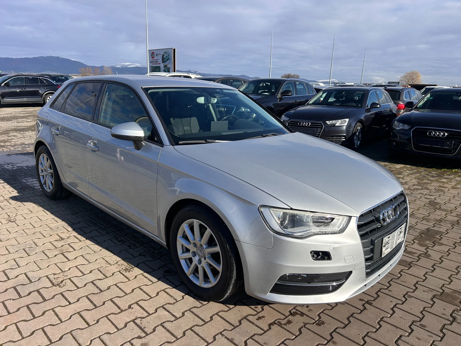 Audi A3 1.6TDI AVTOMAT/NAVI EURO 5 | Mobile.bg   4
