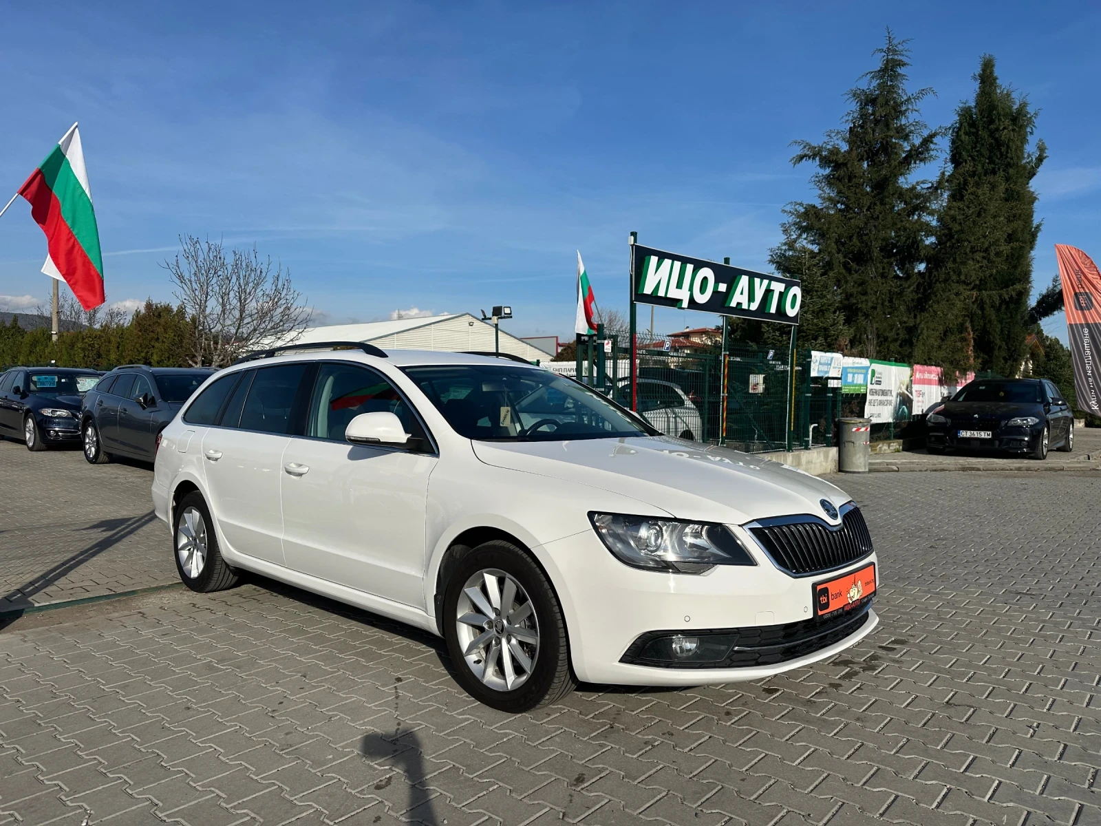 Skoda Superb 2.0tdi 4x4 Euro5b  - изображение 2