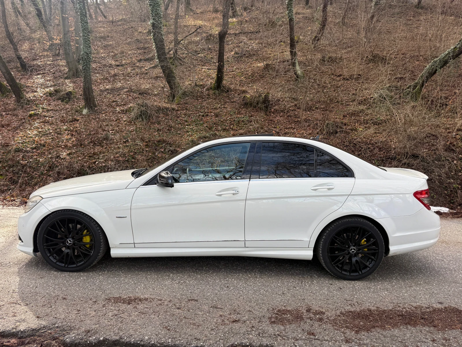 Mercedes-Benz C 320 AMG 4-Matic /FULL/ - изображение 8