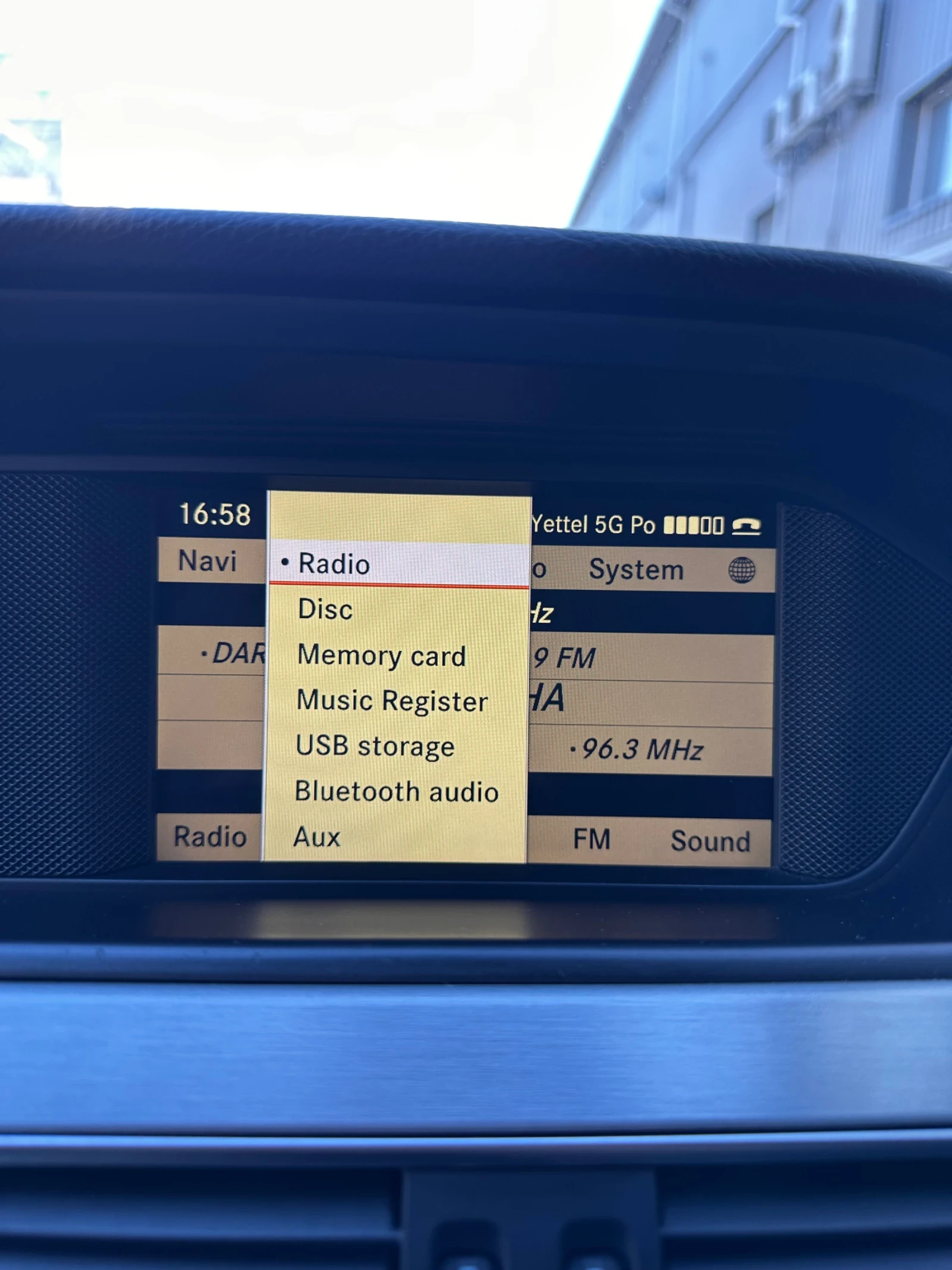 Mercedes-Benz C 220, снимка 11 - Автомобили и джипове - 53844907