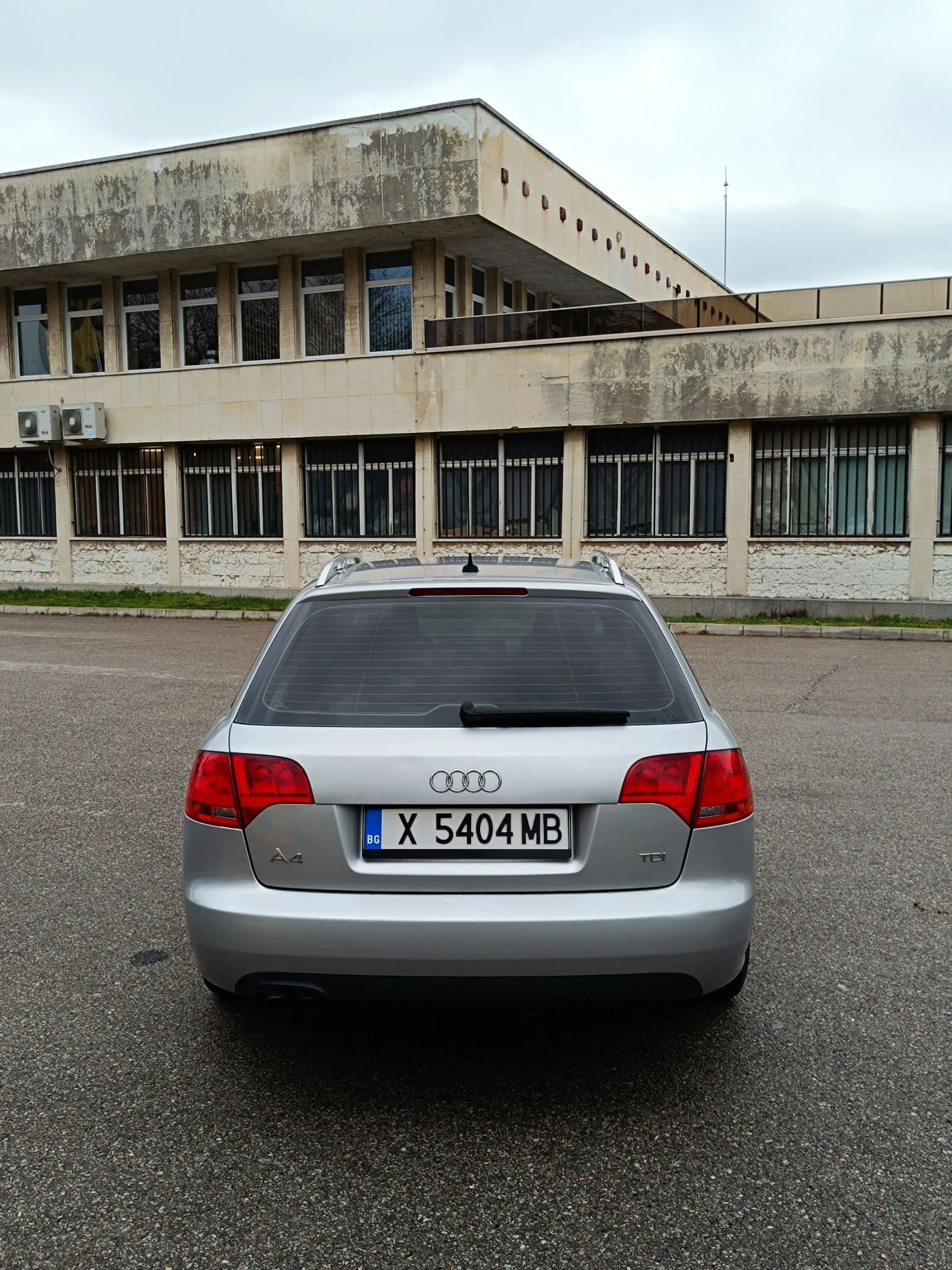 Audi A4 1.9TDI, снимка 7 - Автомобили и джипове - 54078810