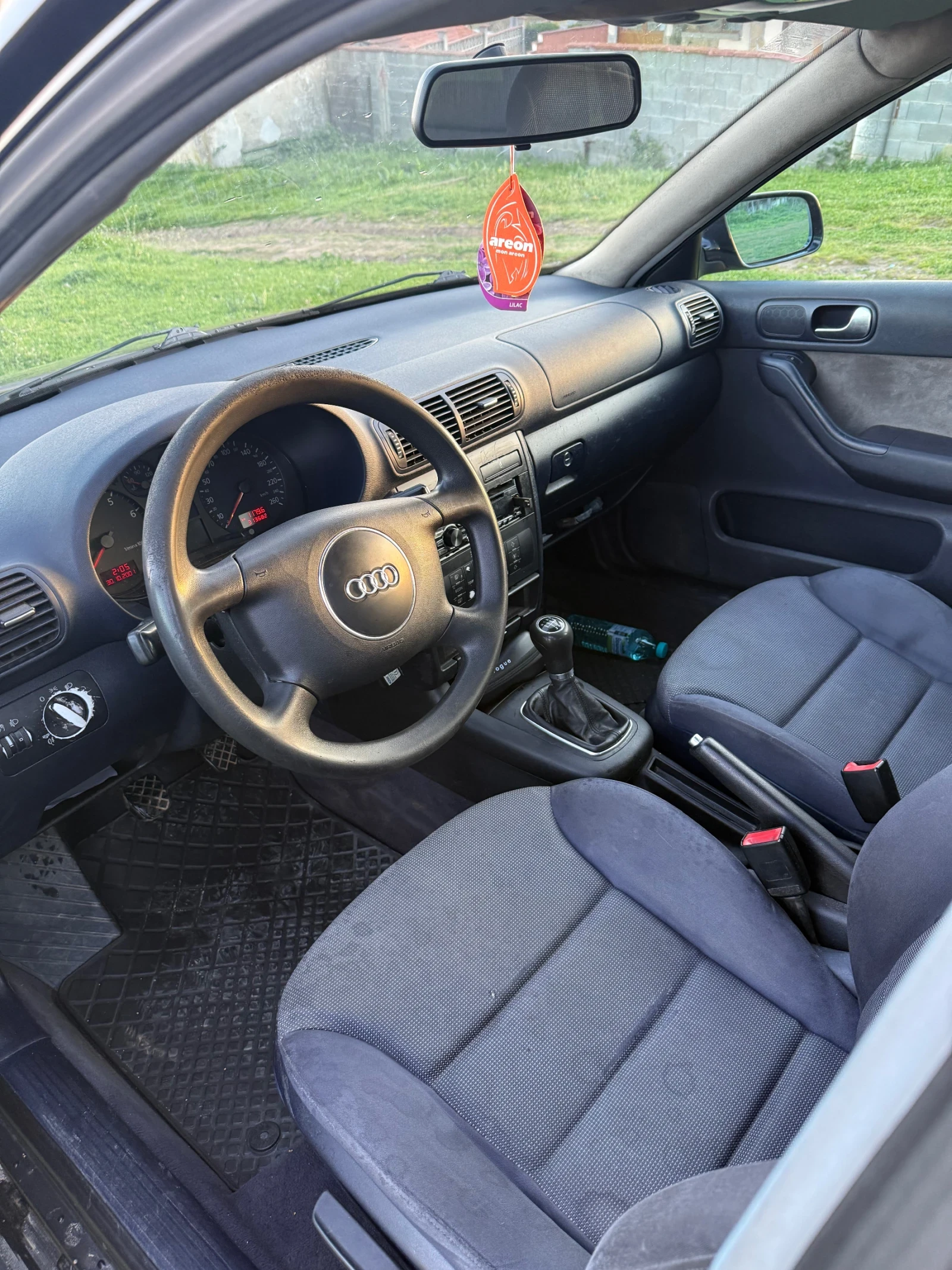 Audi A3 1.8, снимка 5 - Автомобили и джипове - 54323048