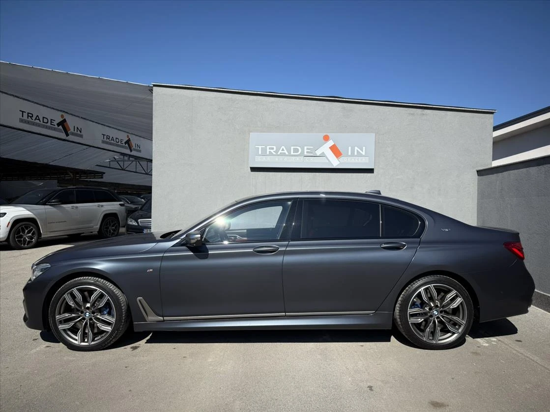 BMW 760 Li V12 xDrive, снимка 7 - Автомобили и джипове - 54855350