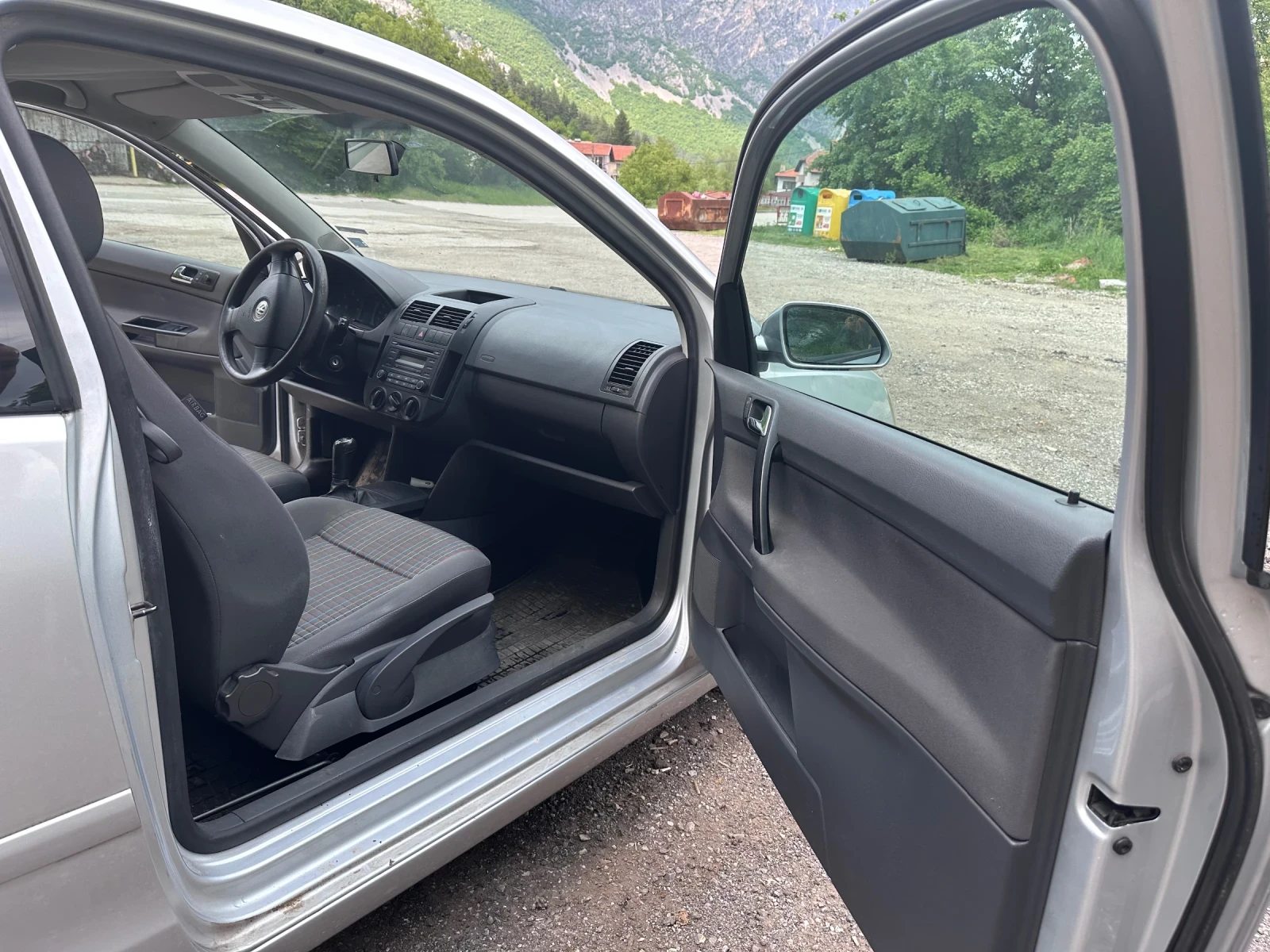 VW Polo 1.4, снимка 16 - Автомобили и джипове - 55294095