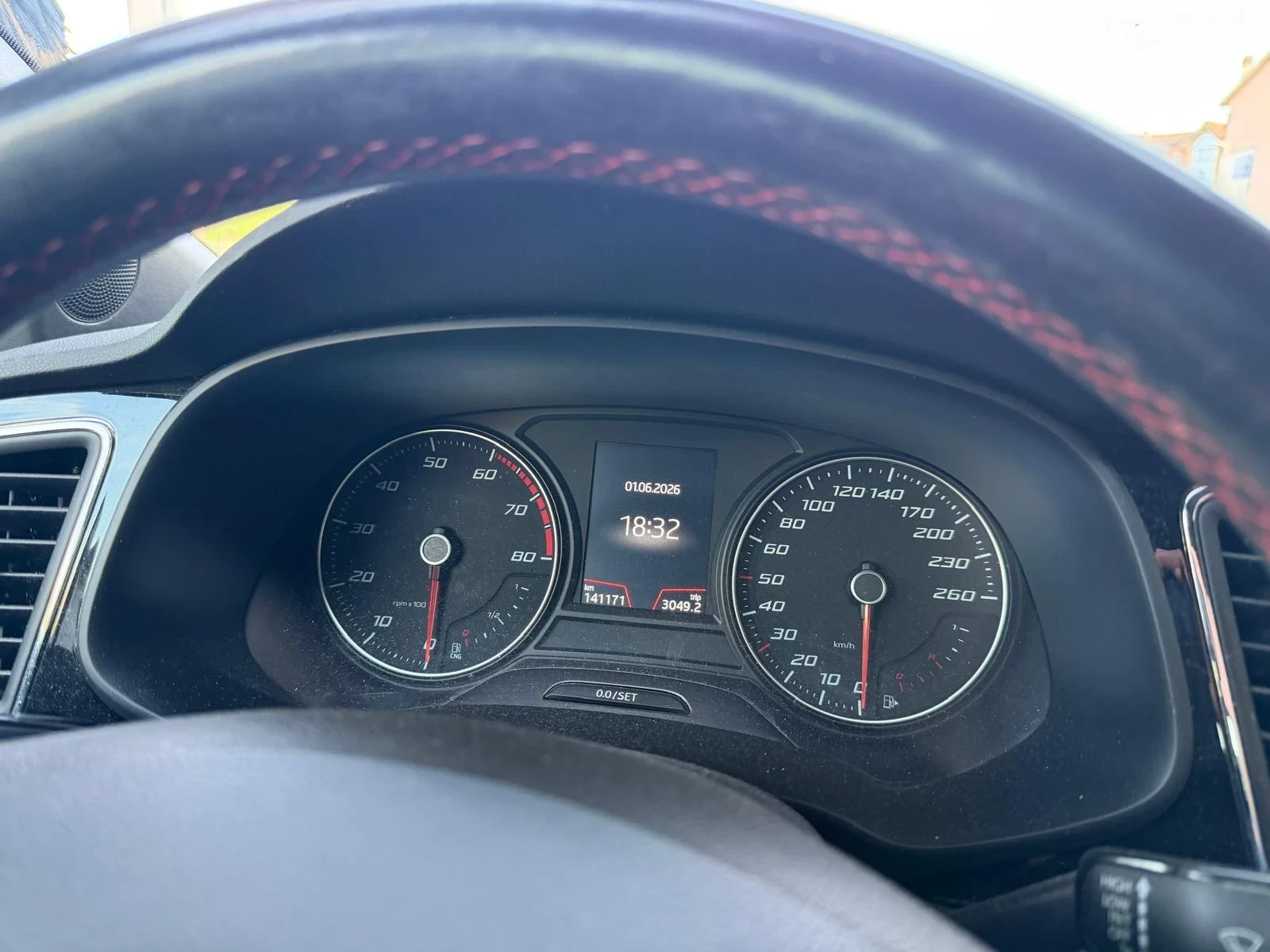 Seat Leon Tgi, снимка 13 - Автомобили и джипове - 55323338