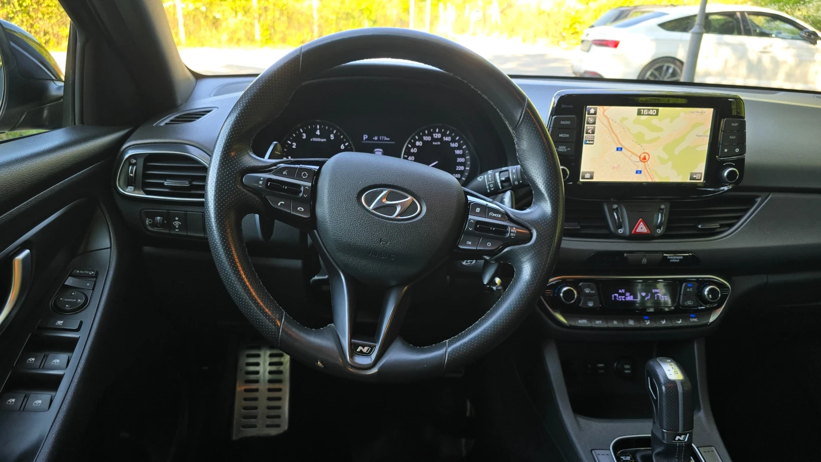 Hyundai I30 1.4i NLine ШВЕЙЦАРИЯ , снимка 12 - Автомобили и джипове - 55475283