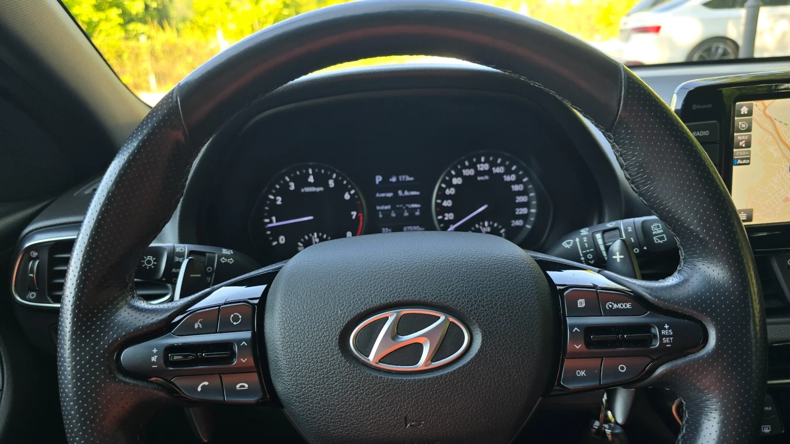 Hyundai I30 1.4i NLine ШВЕЙЦАРИЯ , снимка 14 - Автомобили и джипове - 55475283
