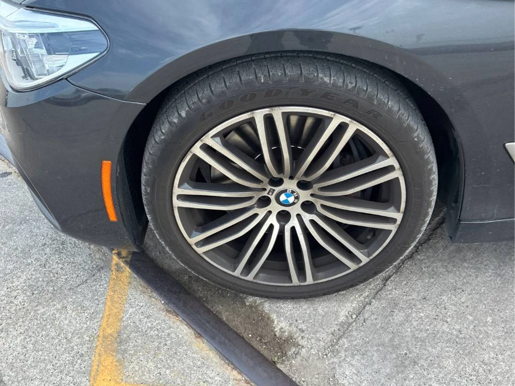 BMW 540 | DISTRONIC | HARMAN/K | HUD | 360 | , снимка 6 - Автомобили и джипове - 55557160