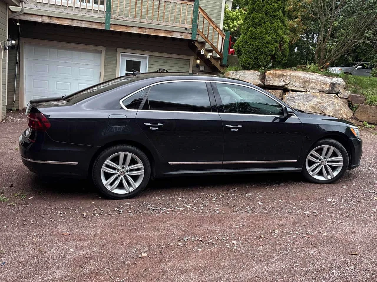 VW Passat * Highline * АВТОКРЕДИТ БЕЗ ПЪРВОНАЧАЛНА ВНОСКА* , снимка 3 - Автомобили и джипове - 55575907