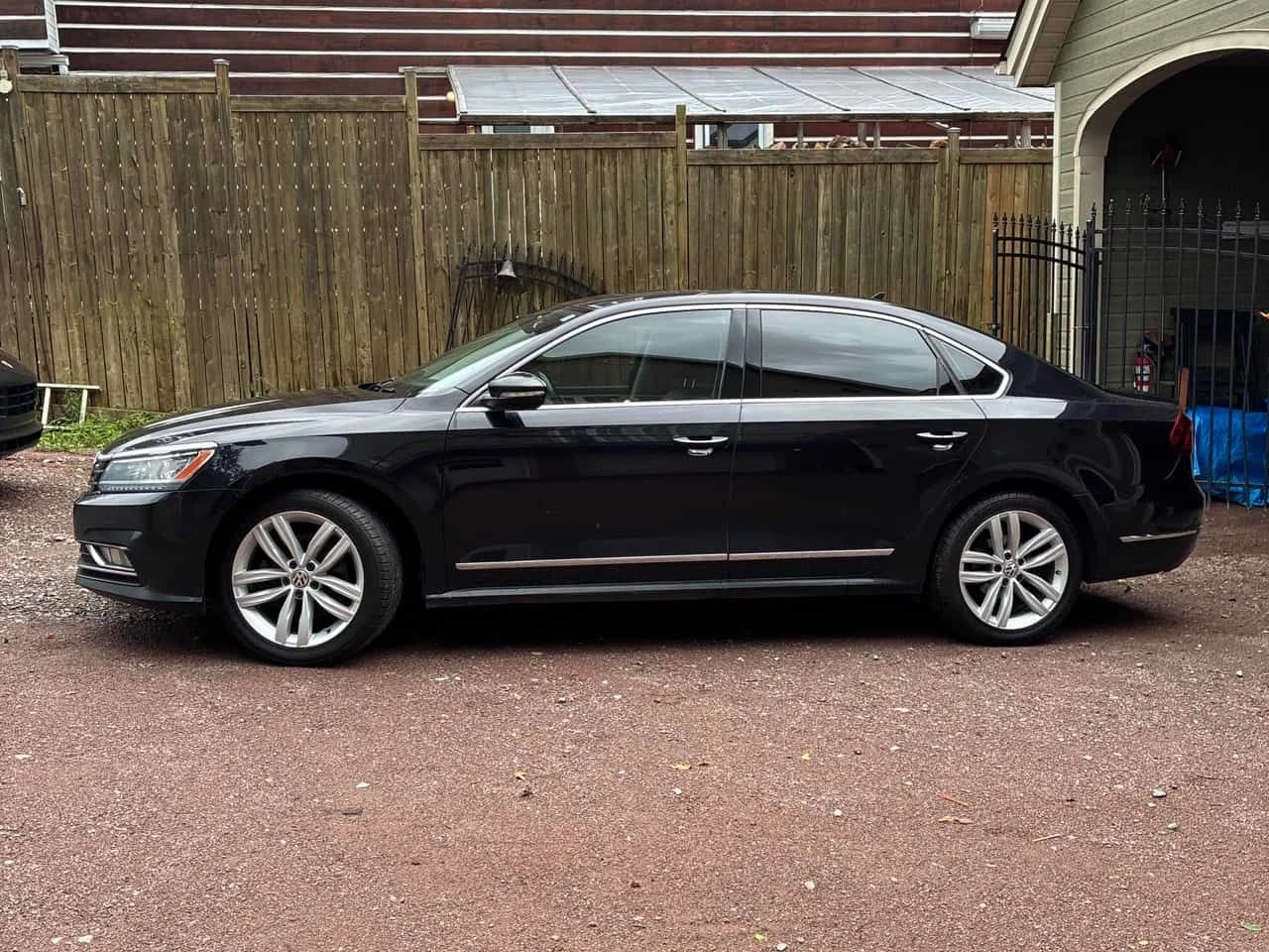 VW Passat * Highline * АВТОКРЕДИТ БЕЗ ПЪРВОНАЧАЛНА ВНОСКА* , снимка 2 - Автомобили и джипове - 55575907