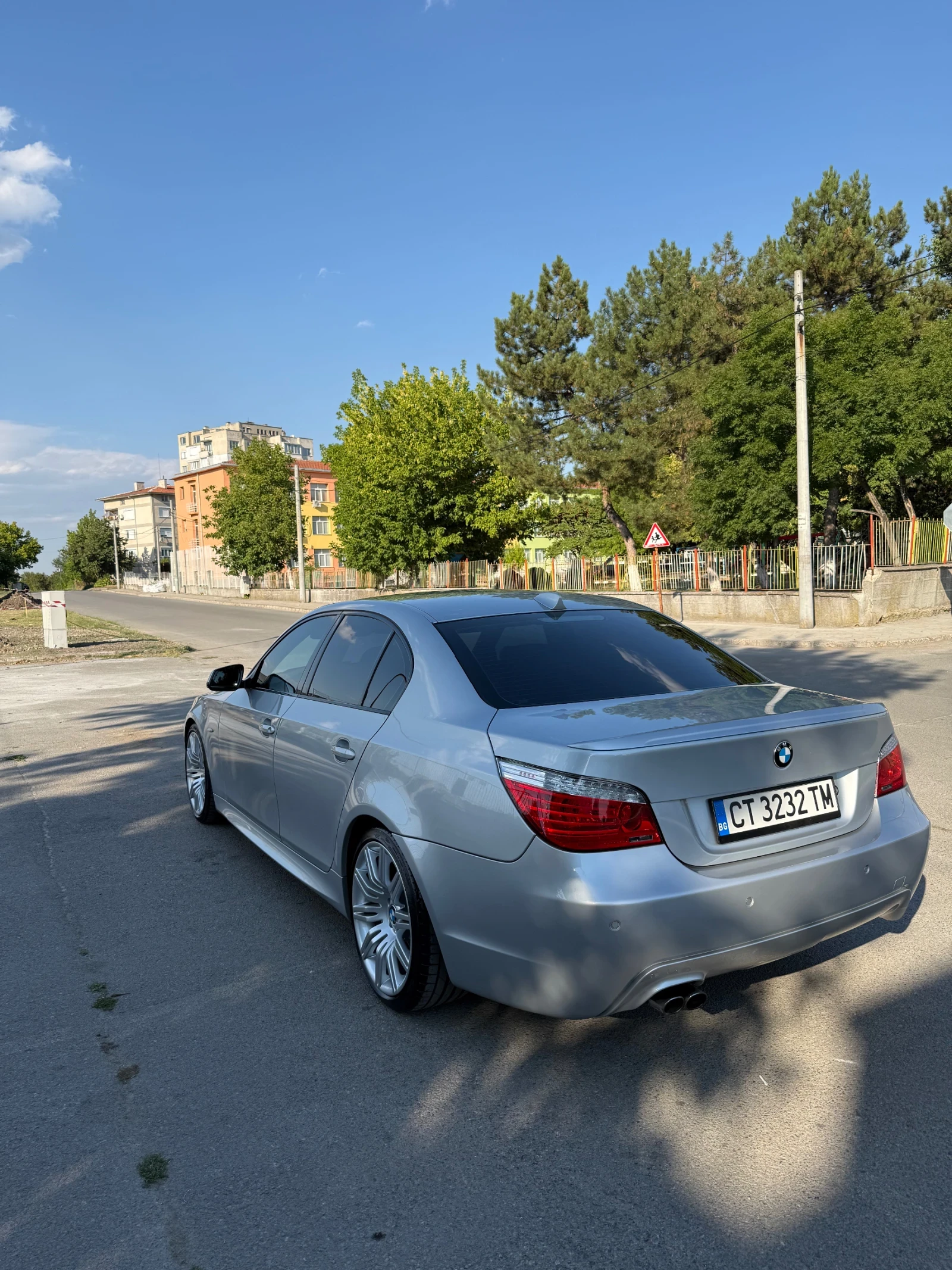 BMW 530 BMW 530D Edition SAT, снимка 4 - Автомобили и джипове - 55729085