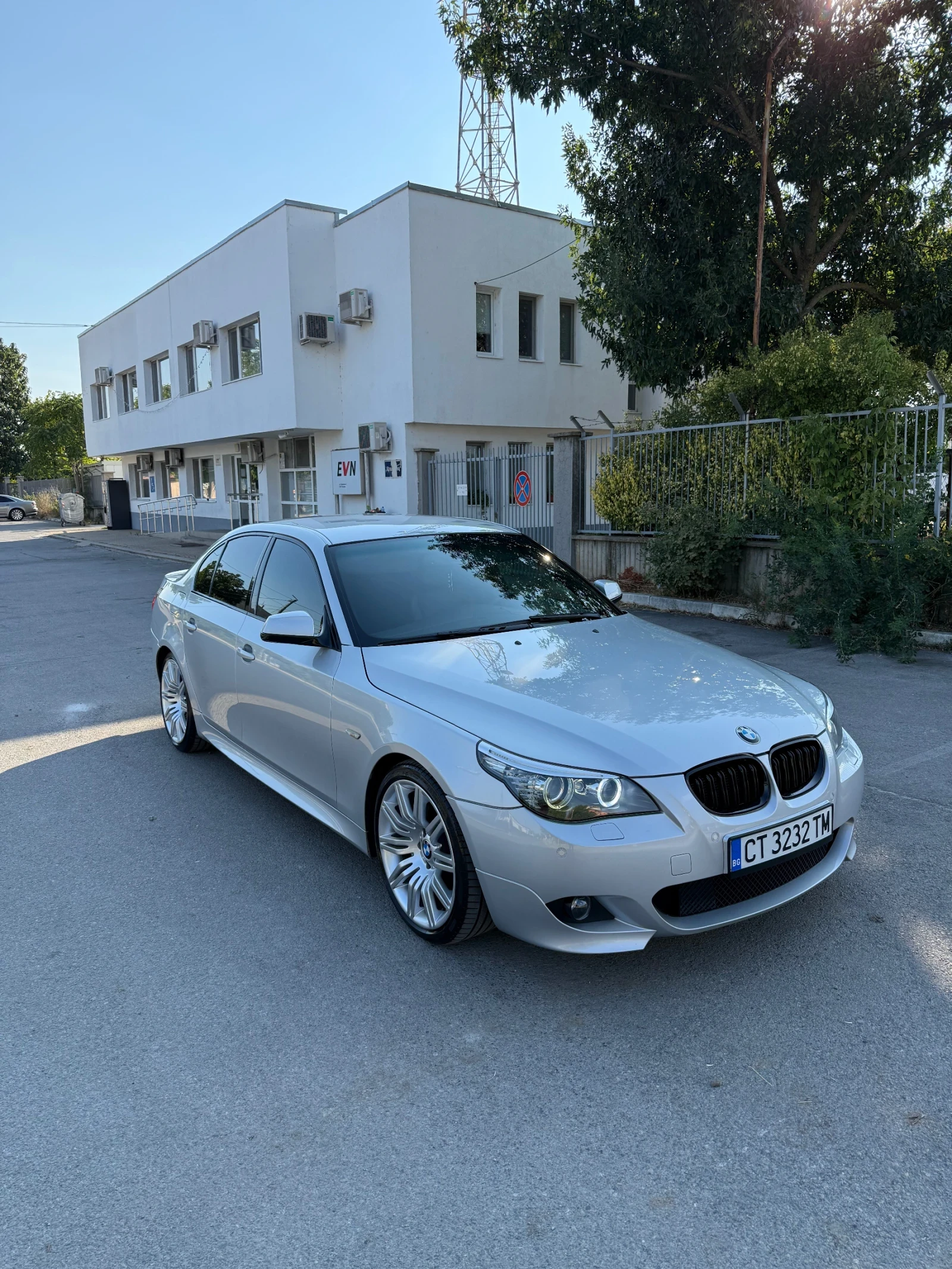 BMW 530 BMW 530D Edition SAT, снимка 2 - Автомобили и джипове - 55729085