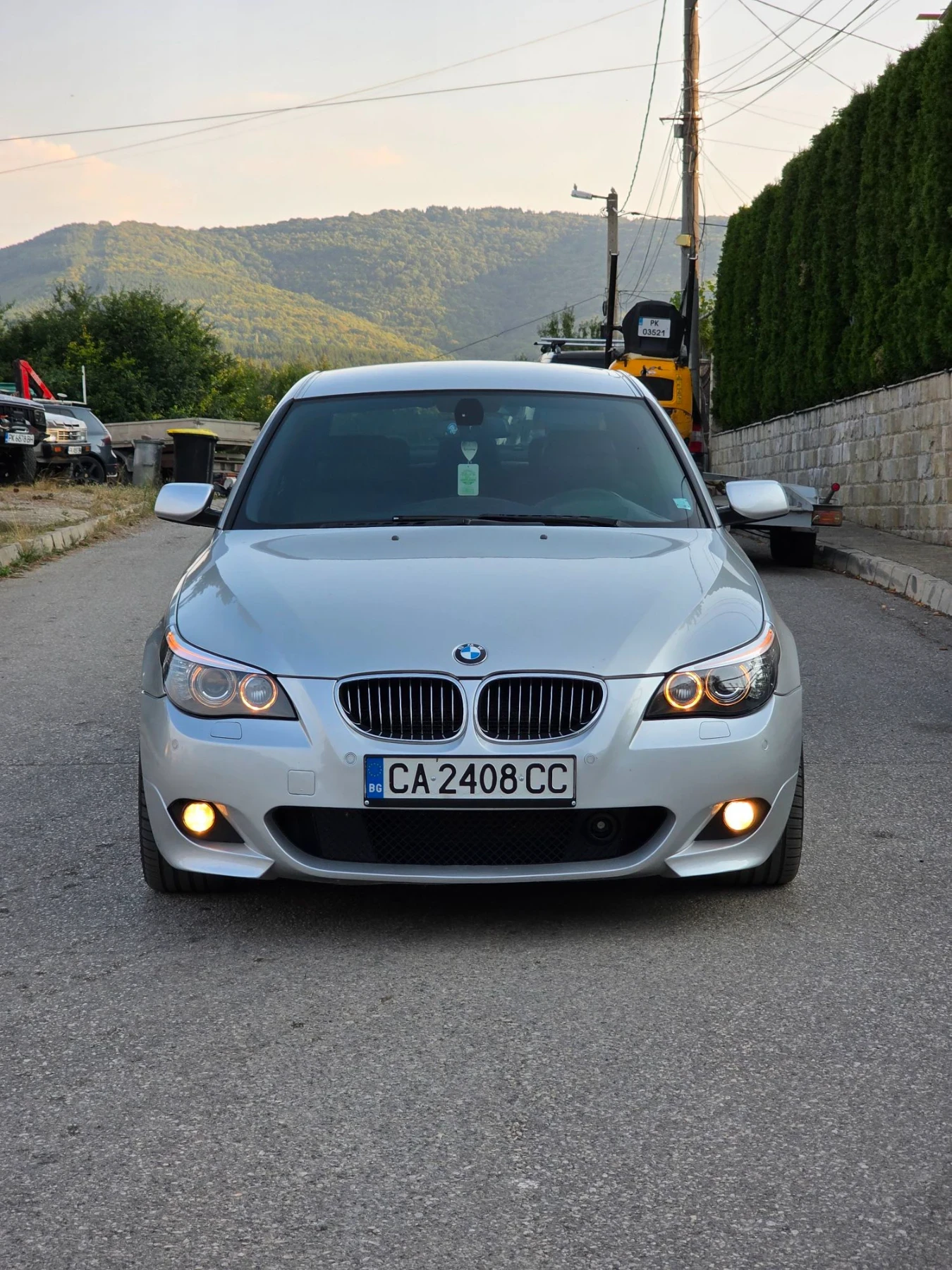 BMW 530 XD 235HP M-pack/L7/Headup/NightVision/Обдухване, снимка 16 - Автомобили и джипове - 55740641