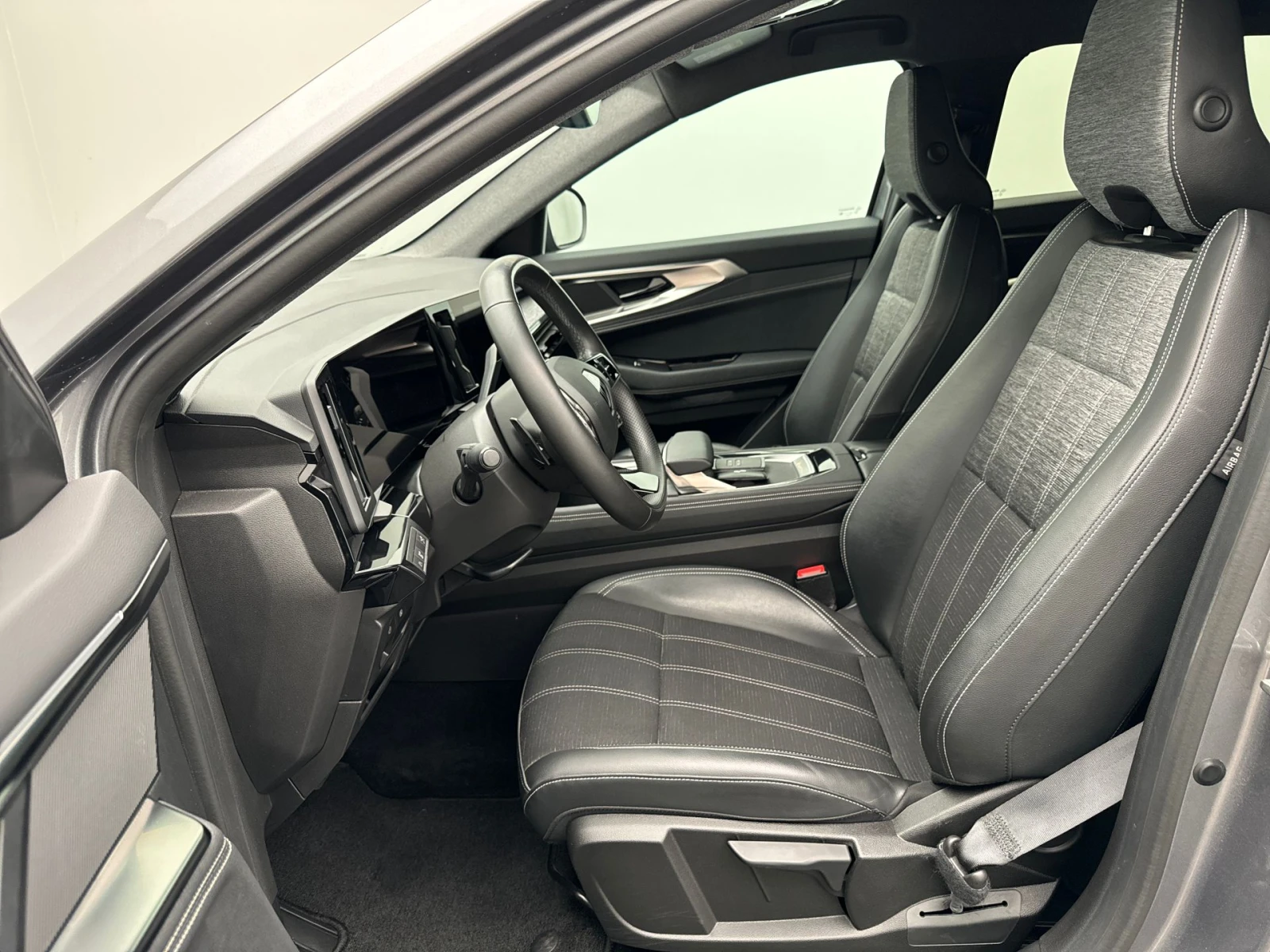 Renault Austral  Techno* FULL HYBRID - PANORAMA, снимка 6 - Автомобили и джипове - 56282595