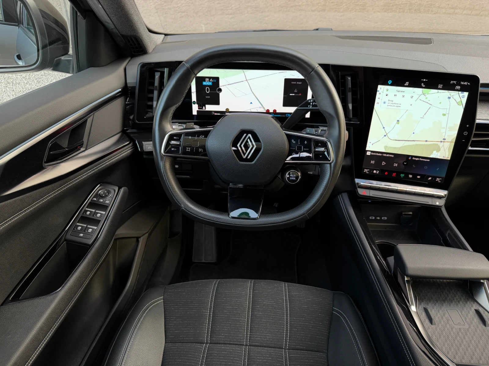 Renault Austral  Techno* FULL HYBRID - PANORAMA, снимка 9 - Автомобили и джипове - 56282595
