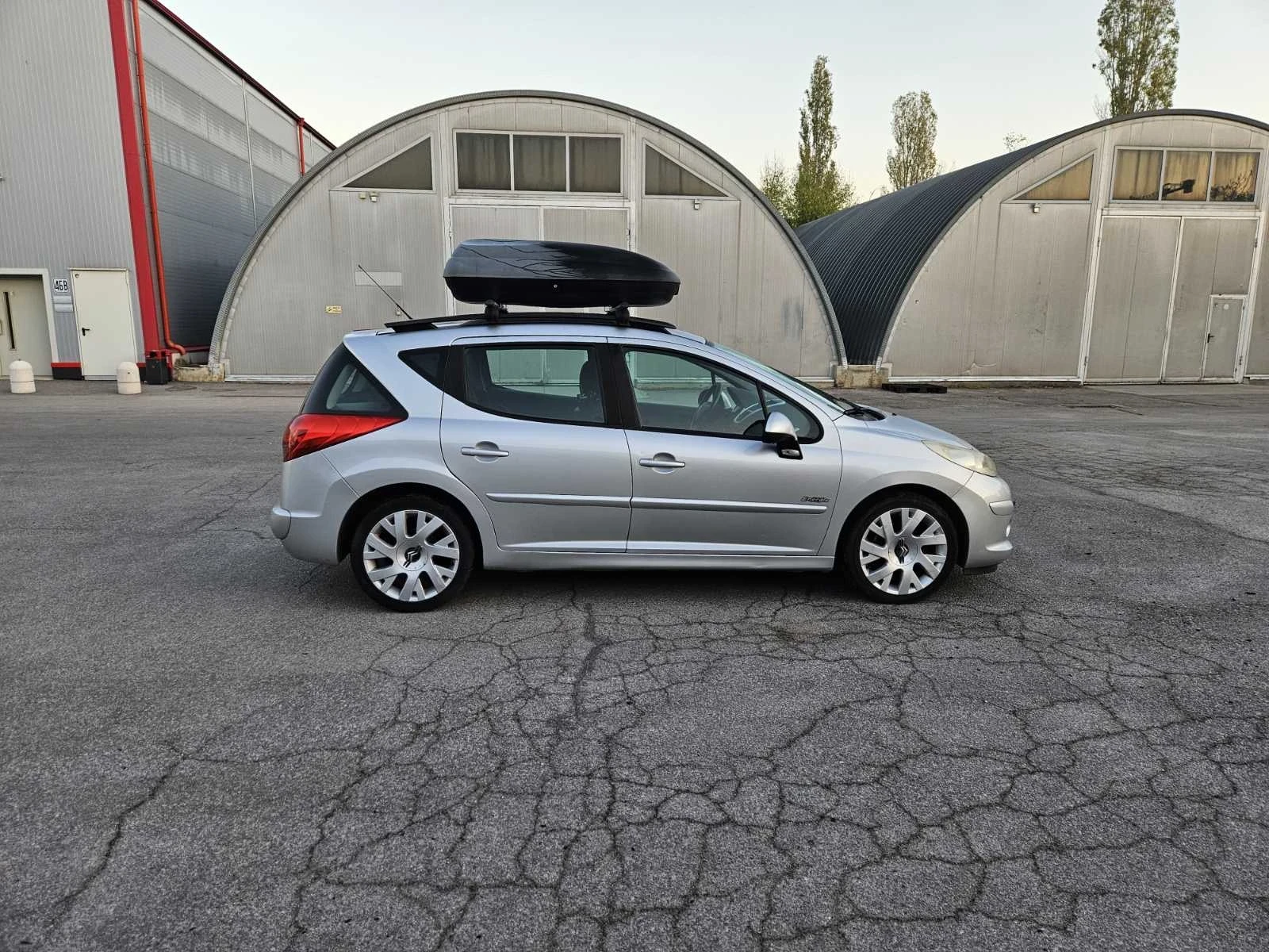Peugeot 207, снимка 6 - Автомобили и джипове - 56588640